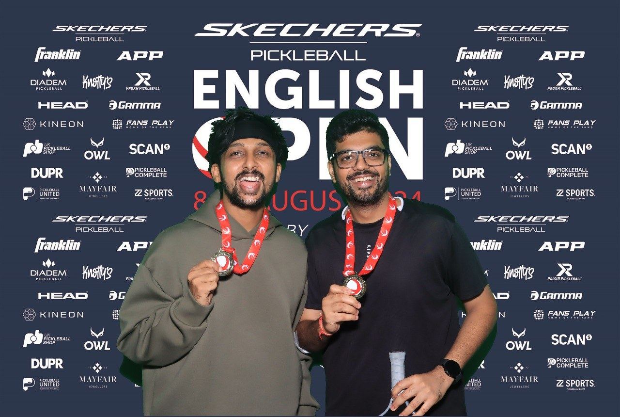 Shrey Surya Mishra with medal at the Skechers English Open